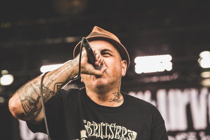 Ruhrpott-Punkrock - Live-Fotos von Emscherkurve 77 beim City Riot Fest 2018 in Wiesbaden 