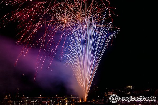 Bang boom bang - Imposant: Bilder des großen Feuerwerks beim Museumsuferfest in Frankfurt 2018 