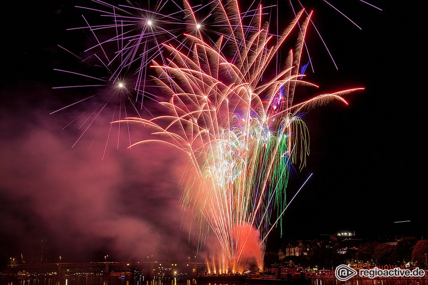 Großes Musikfeuerwerk beim Museumsuferfest Frankfurt 2018