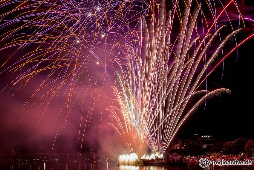 Großes Musikfeuerwerk beim Museumsuferfest Frankfurt 2018