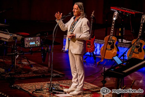 Frühstück zum Abend - Roger Hodgson: Bilder des Supertramp-Sängers live im Rosengarten Mannheim 