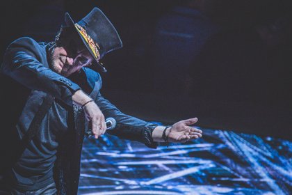 Vox pro Bono - U2 fehlt in der Lanxess Arena Köln die Orientierung 