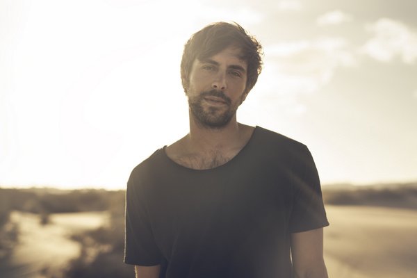 Alternative auf vier Rädern - Max Giesinger: Open Air-Konzerte auf 2021 verschoben, Autokino-Tour startet (Update!) 