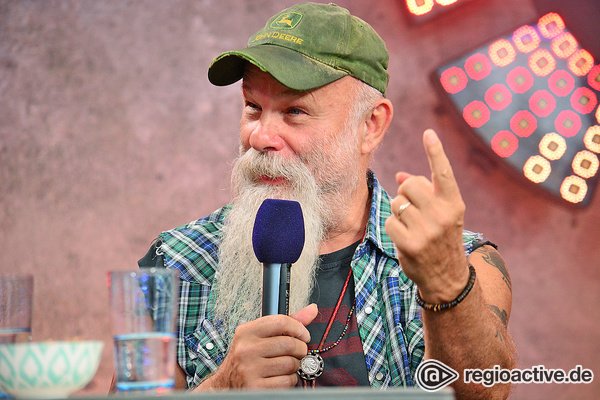 Viel erlebt - Blues im Blut: Fotos von Seasick Steve live beim SWR3 New Pop Festival 2018 