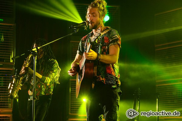 Hawaiihemd und Loopstation - Gelassen: Live-Bilder von Jeremy Loops beim SWR3 New Pop Festival 2018 