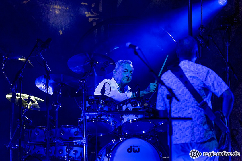 Nick Mason's Saucerful Of Secrets (live in Stuttgart 2018)