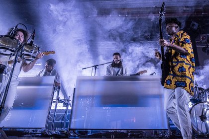 Tanzen total - Metronomy zeigen in der halle02 in Heidelberg eine frische Facette 