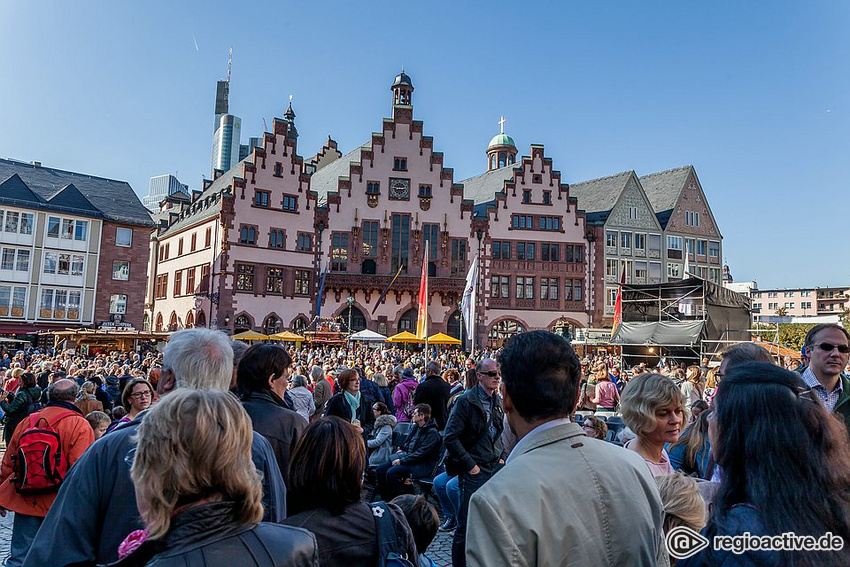 Die Dramatische Bühne spielt "Faust" (live beim Altstadtfest Frankfurt 2018)