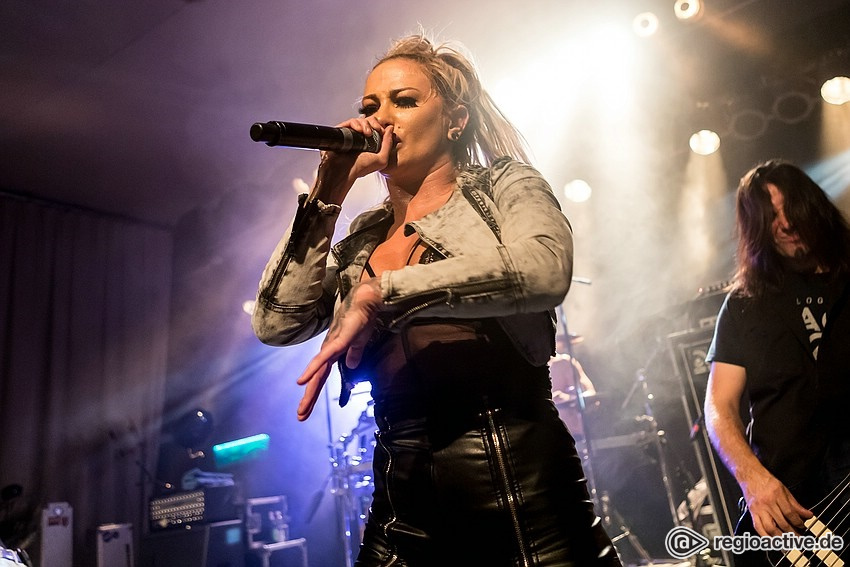 Butcher Babies (live in Mannheim 2018)