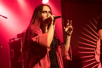 Düster und atmosphärisch - Ignea: Live-Fotos der Ukrainer bei der Female Metal Voices Tour 2018 in Mannheim 