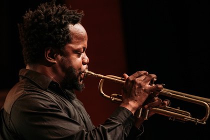 Tradition und Moderne - Kreativ: Bilder von Ambrose Akinmusire live bei Enjoy Jazz 2018 in Ludwigshafen 