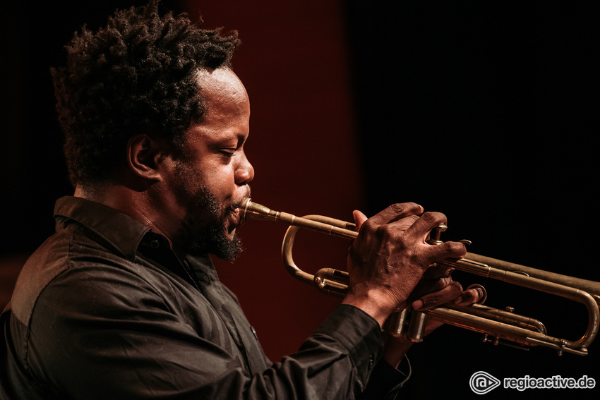 Ambrose Akinmusire (Enjoy Jazz in Ludwigshafen, 2018)