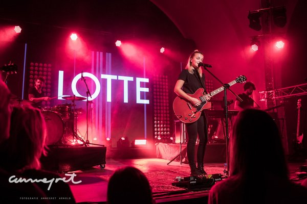 Volle Lotte abgehen - Special Guest: Bilder von Lotte beim Rockbuster-Finale 2018 