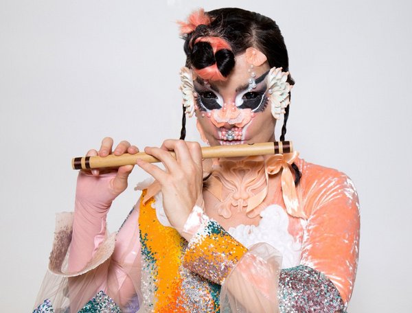 Einzigartige Erfahrung - Björk kündigt Europatour 2019 an: keine Deutschland-Konzerte geplant 