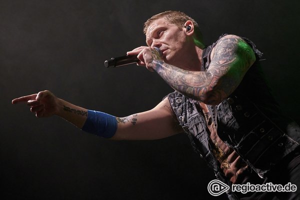 "Attention Attention" - Mit Wucht: Live-Bilder von Shinedown in der Batschkapp Frankfurt 