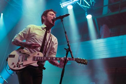 Doppelpack - Open Air im Kulturpark Schlachthof Wiesbaden 2019 mit Frank Turner und Bon Iver 