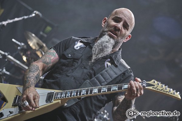 In Metal verbunden - Fotos von Anthrax live als Opener von Slayer in Freiburg 