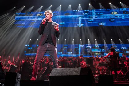 Gefühlig - Tim Bendzko: Live-Bilder von der Night of the Proms 2018 in Hamburg 