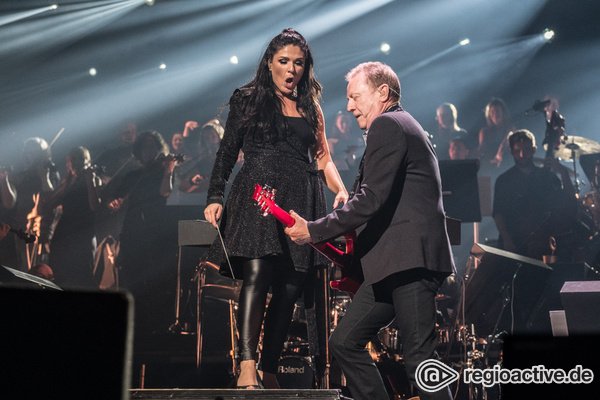 Eine Institution - Bilder von John Miles live bei der Night of the Proms 2018 in Hamburg 