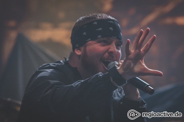 Volle Energie - Brachial: Bilder von Hatebreed live bei der European Apocalypse Tour in Frankfurt 