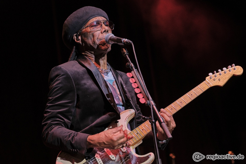 Nile Rodgers & CHIC (live in Frankfurt 2018)