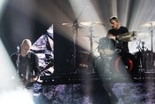 A Perfect Circle liefern in der Hamburger Sporthalle einen runden Abend