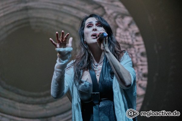 Hart und zart - Within Temptation zeigen in Frankfurt die ganze Bandbreite ihrer Musik 