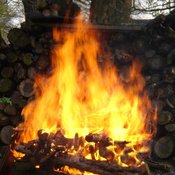 Osterfeuer – Ostervergnügen für Singles in allen Altersgruppen
