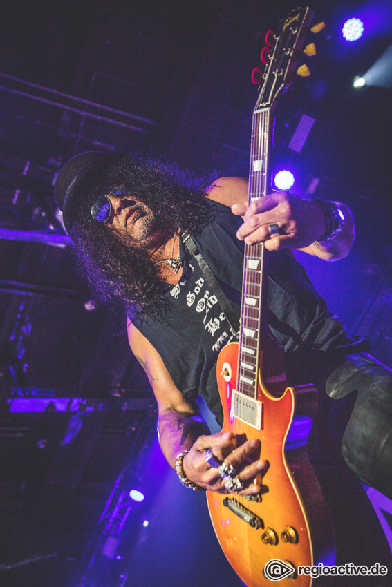 Slash feat. Myles Kennedy & The Conspirators (live in Offenbach, 2019)