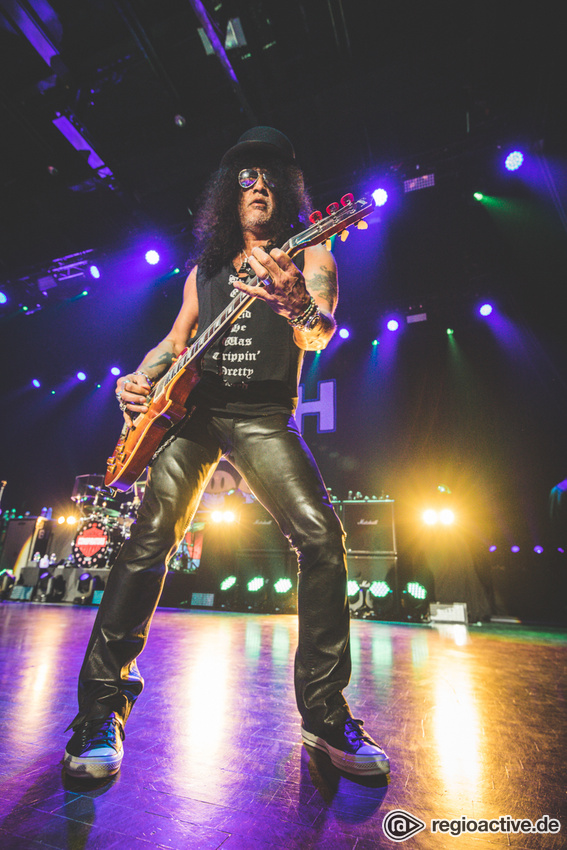 Slash feat. Myles Kennedy & The Conspirators (live in Offenbach, 2019)