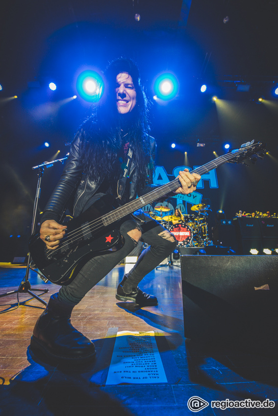 Slash feat. Myles Kennedy & The Conspirators (live in Offenbach, 2019)