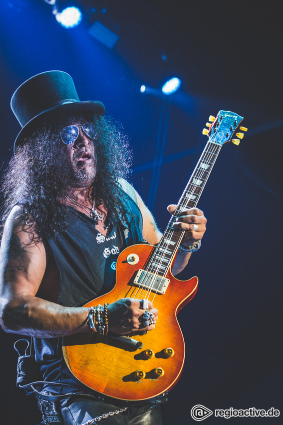 Slash feat. Myles Kennedy & The Conspirators (live in Offenbach, 2019)