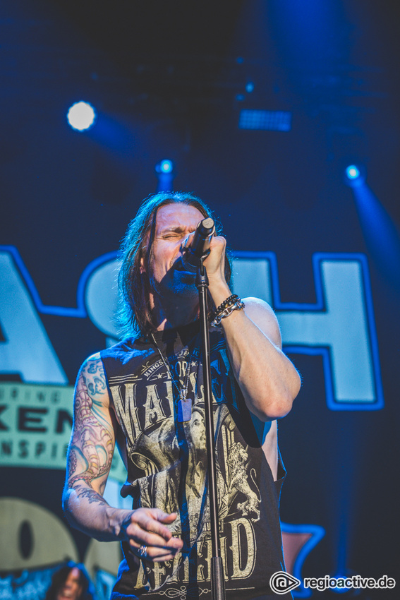 Slash feat. Myles Kennedy & The Conspirators (live in Offenbach, 2019)