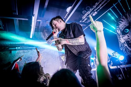 Volle Härte - Callejon: Live-Bilder der Metalcore-Band live im Schlachthof Wiesbaden 