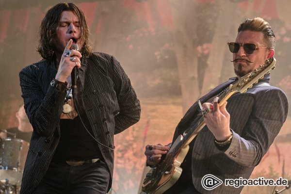 Mit Hingabe - Rockig: Bilder der Rival Sons live in der Batschkapp Frankfurt 