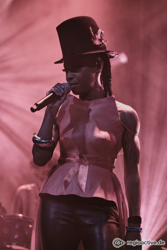 Morcheeba (live in Wiesbaden 2019)