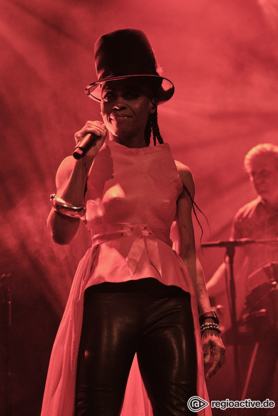 Morcheeba (live in Wiesbaden 2019)