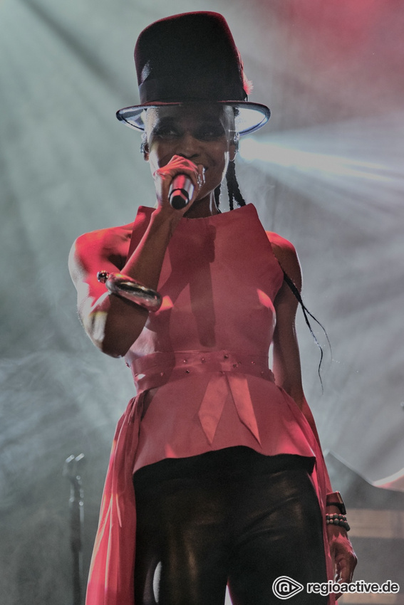 Morcheeba (live in Wiesbaden 2019)