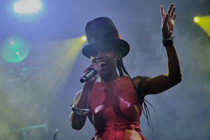 Groovt gut - Stylish: Bilder von Morcheeba live im Schlachthof Wiesbaden 