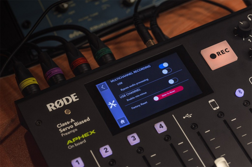 Firmware-Update für RØDECaster Pro Podcasting-Konsole