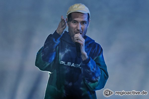 Ruhmvoll - Melodisch: Bilder von Bastille live in der Jahrhunderthalle in Frankfurt 