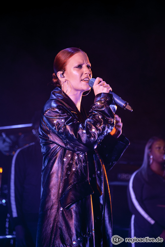 Jess Glynne (live in Offenbach am Main 2019)