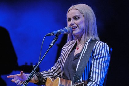 Songs im neuen Gewand - Amy Macdonald gewährt in der Alten Oper in Frankfurt tiefe Einblicke in ihre Seele 