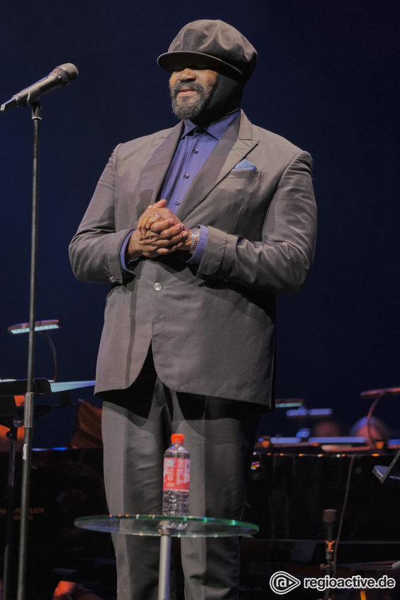 Gregory Porter & Neue Philharmonie Frankfurt (live in Frankfurt 2019)