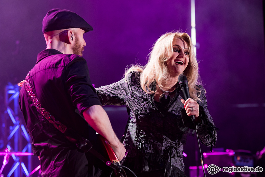 Bonnie Tyler (live in Karlsruhe 2019)