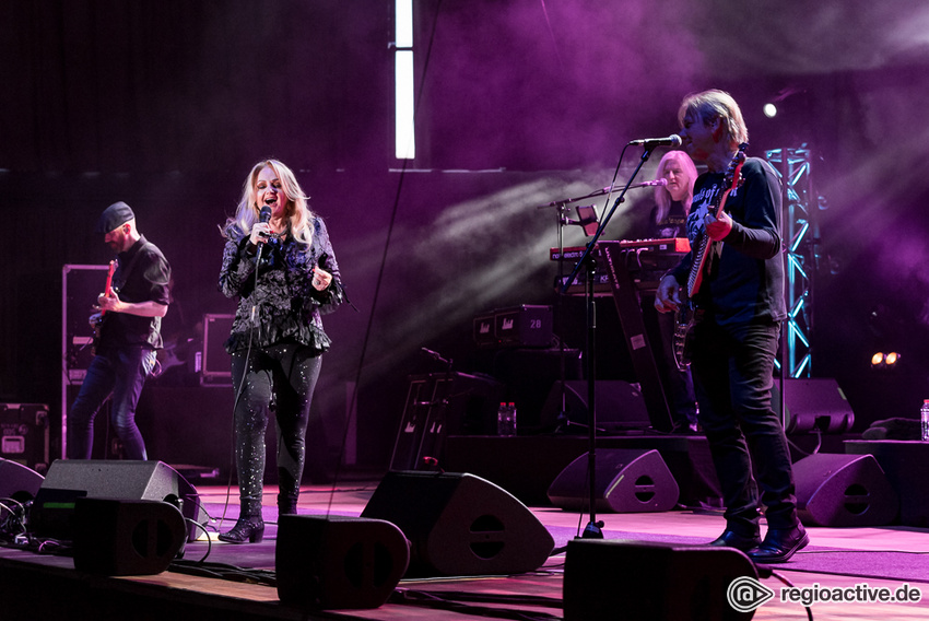 Bonnie Tyler (live in Karlsruhe 2019)