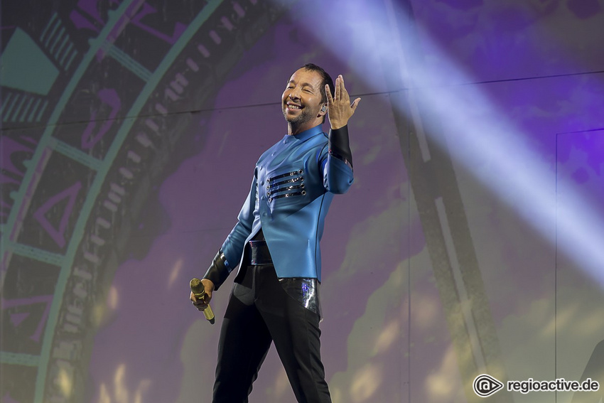 DJ BoBo (live in Mannheim, 2019)