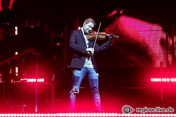 Musikalisch grenzenlos - David Garrett sorgt in der SAP Arena Mannheim für Gänsehautmomente 