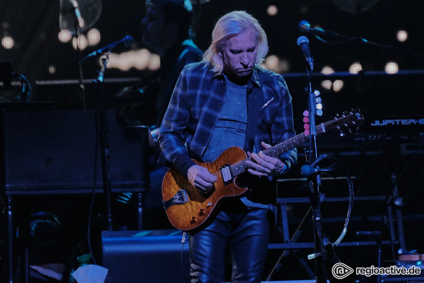 Eagles (live in Köln 2019)