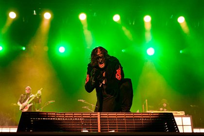 Nicht filterlos - Neue Facebook-Filter von Slipknot und Guns N' Roses 